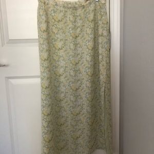 Floral maxi skirt size 14 Emma and james